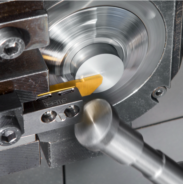 Fig. 4 – SWISSCUT tools with extra-long inserts provide deeper depth of cut in parting and grooving.